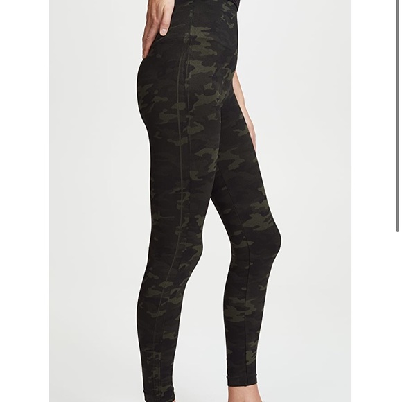 SPANX Layce green camo printed legging - Picture 10 of 12